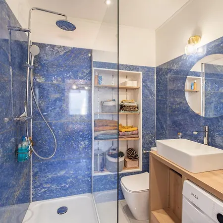 T2 40m2 Climatise Centre Fesch * Ajaccio (Corsica)