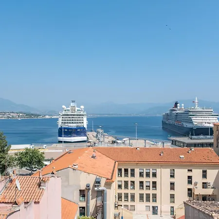 T2 40m2 Climatise Centre Fesch * Ajaccio (Corsica)
